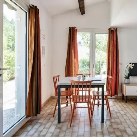 Maison Avec Exterieur 홀리데이파크